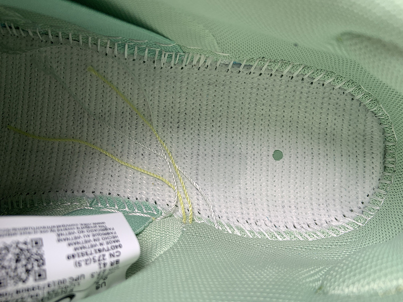 Verdy x Nike SB Dunk Low “Visty”FN6040-400