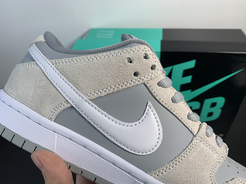 Nk SB Dunk Low “White Wolf Grey”AR0778-110​