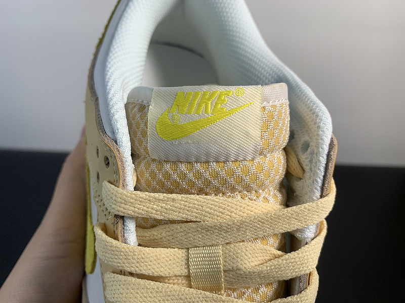 Dunk Low “Lemon Drop”DJ6902-700