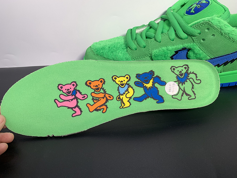 Nike SB Dunk Low Grateful Dead cj5378-300