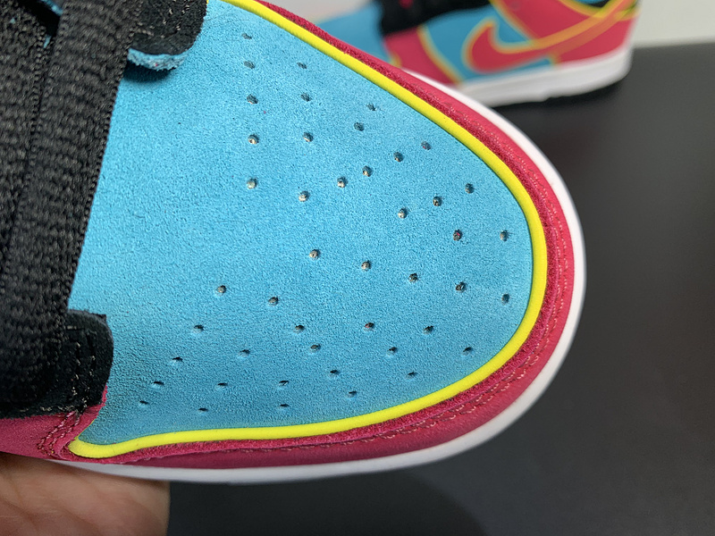 Nike SB Low Ms.Pacman 313170-461