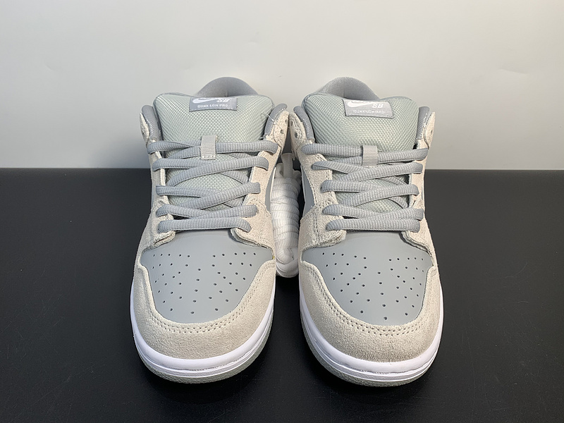 Nk SB Dunk Low “White Wolf Grey”AR0778-110​