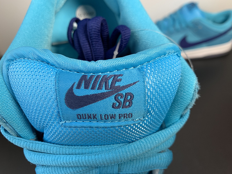 Nike Dunk SB Low Blue Furry BQ6817-400