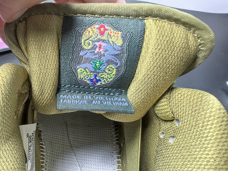 Alexis Sablone x Dunk Low SB 'Chameleon' HJ3386-300