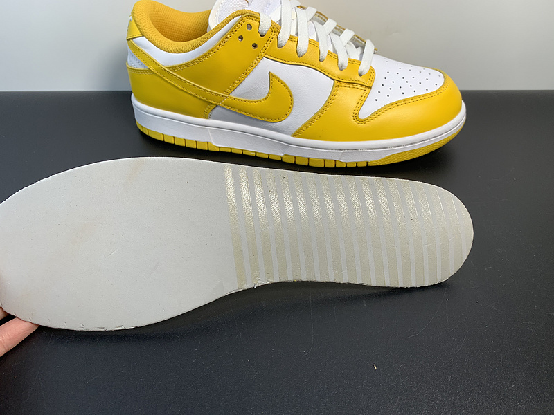 Nk SB Dunk Low Laser Orange CU1726-901