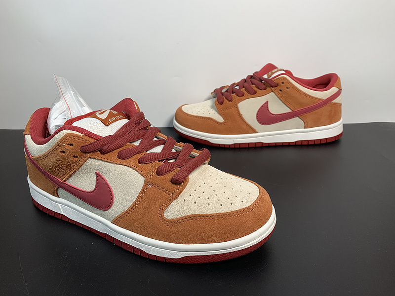 SB Dunk Low Pro“Russet Cedsr”BQ6817-202