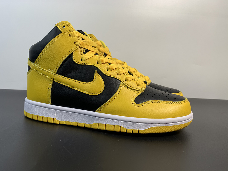 Nike Dunk Varsity Maize  CZ8149-002