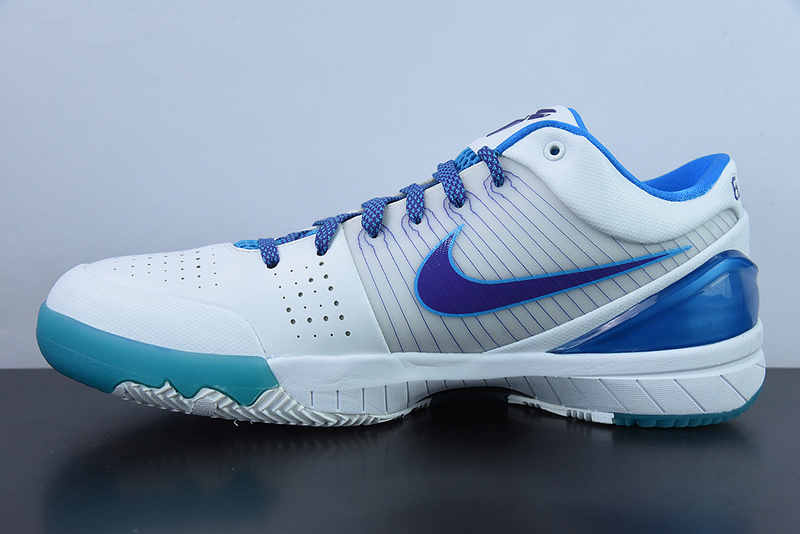 NK Zoom KOBE 4 AV6339-100