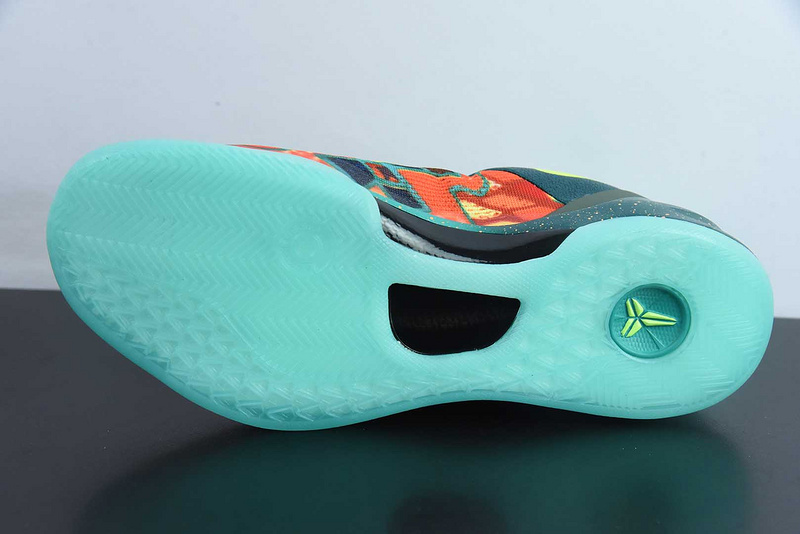 NK Kobe 8 HM9621-900