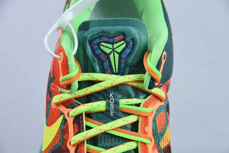 NK Kobe 8 HM9621-900