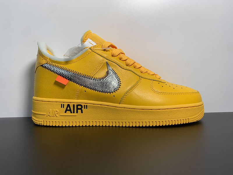 Air Force 1 Low OFF-WHITE University Gold Metallic Silver DD1876-700