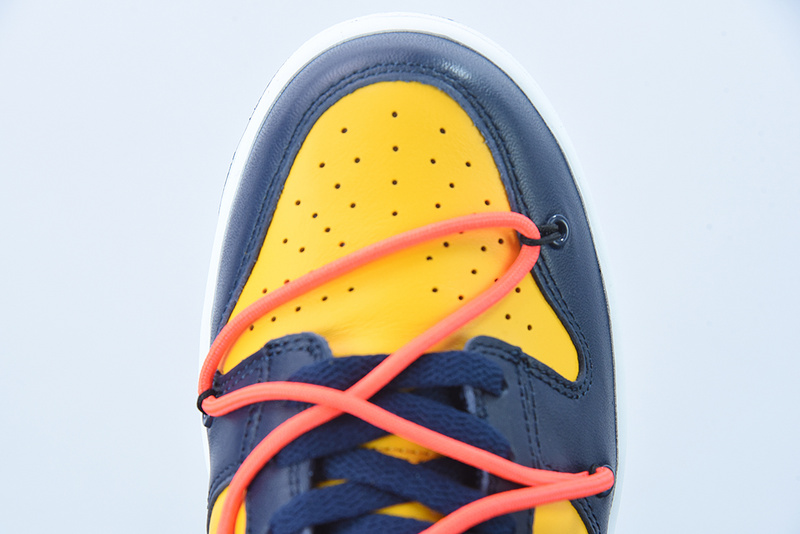 Off-White x NK Dunk Low CT0856-700