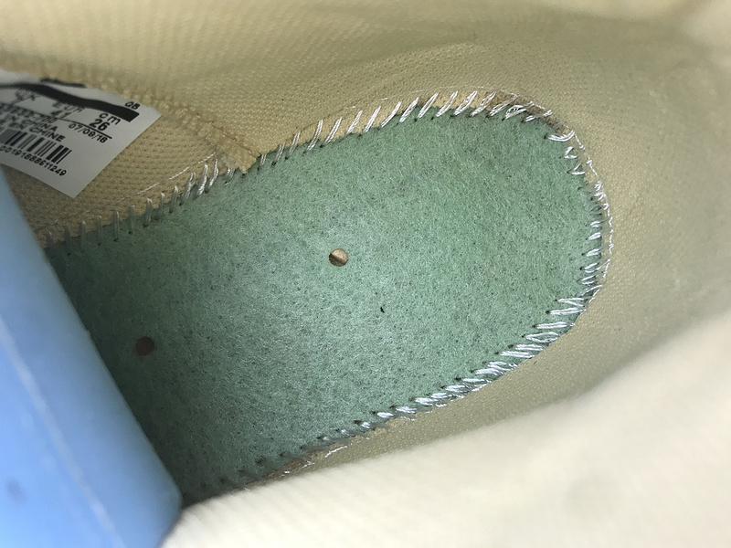 Off-White  X BLAZER mid All Hallow's Eve AA3832-700