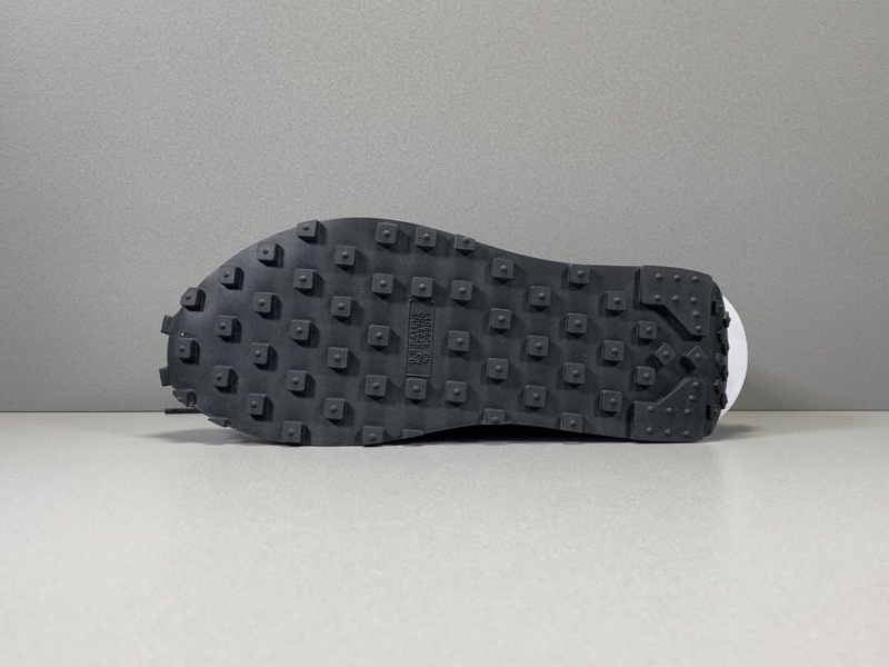 Sacai x Nike Waffle Daybreak BV0073 002