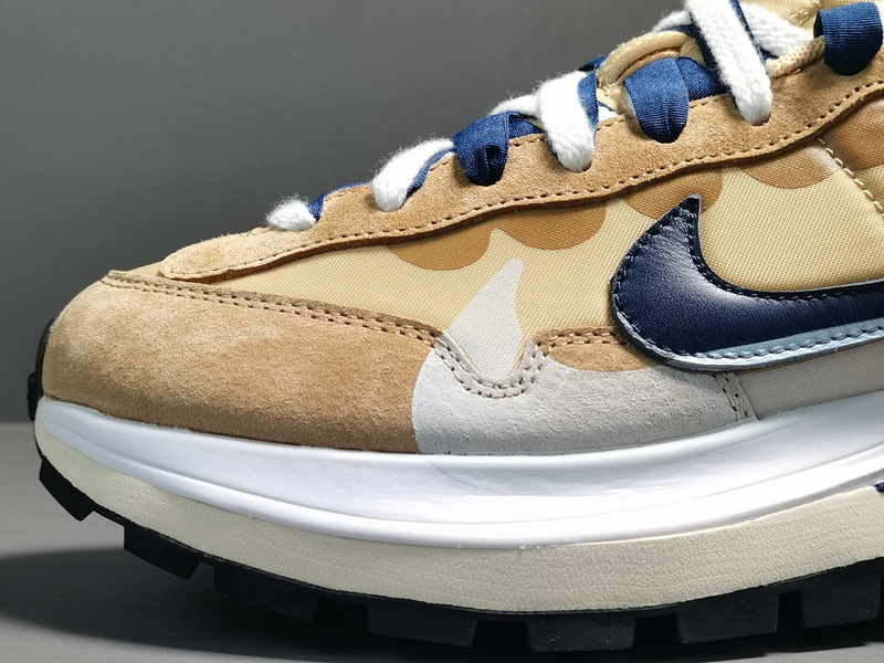 Sacai x NK VaporWaffle＂Sesame and Blue Void ＂DD1875-2000