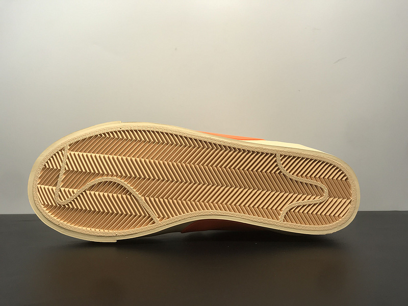 Off-White  X BLAZER mid All Hallow's Eve AA3832-700