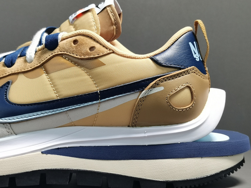 Sacai x NK VaporWaffle＂Sesame and Blue Void ＂DD1875-2000