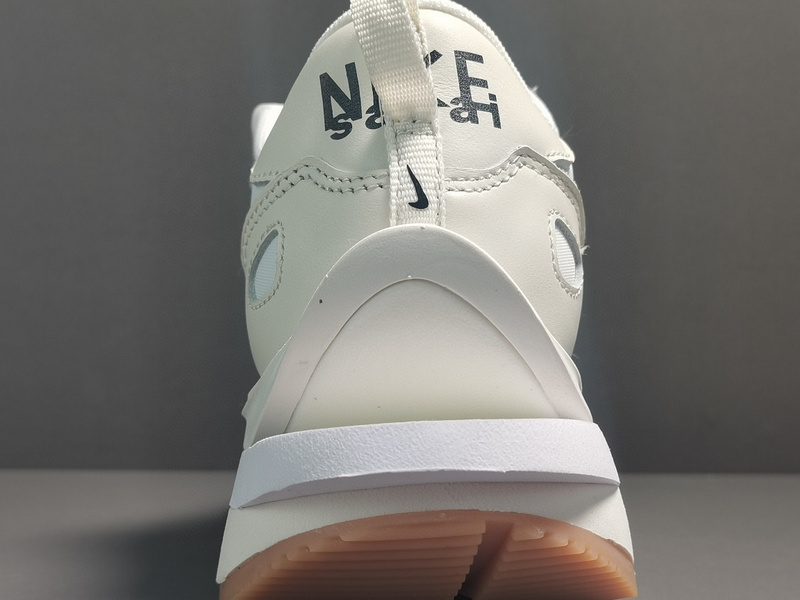 Sacai x Nike Waffle Daybreak BV0073 101