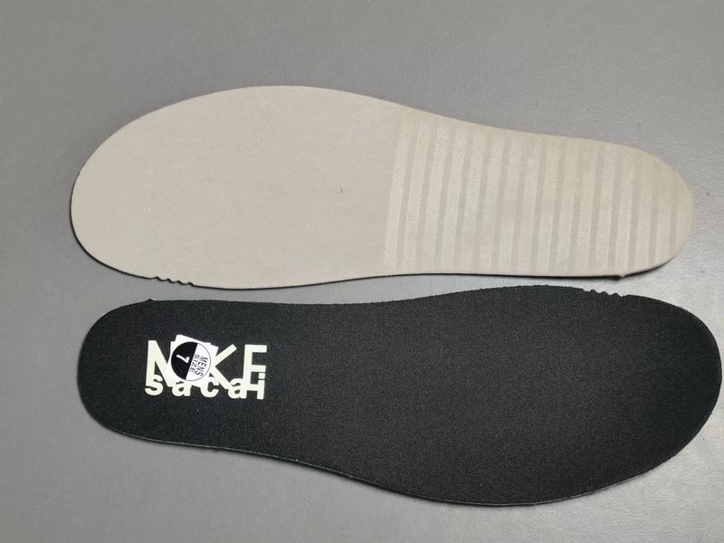 Sacai x Nike LDWaffle ＂Night Maroon and Team Royal＂DJ4877-600