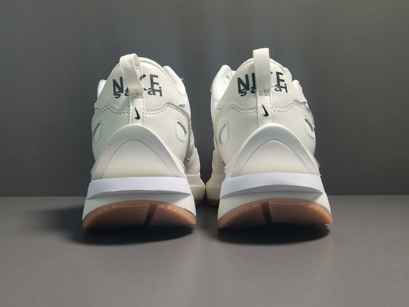 Sacai x Nike Waffle Daybreak BV0073 101