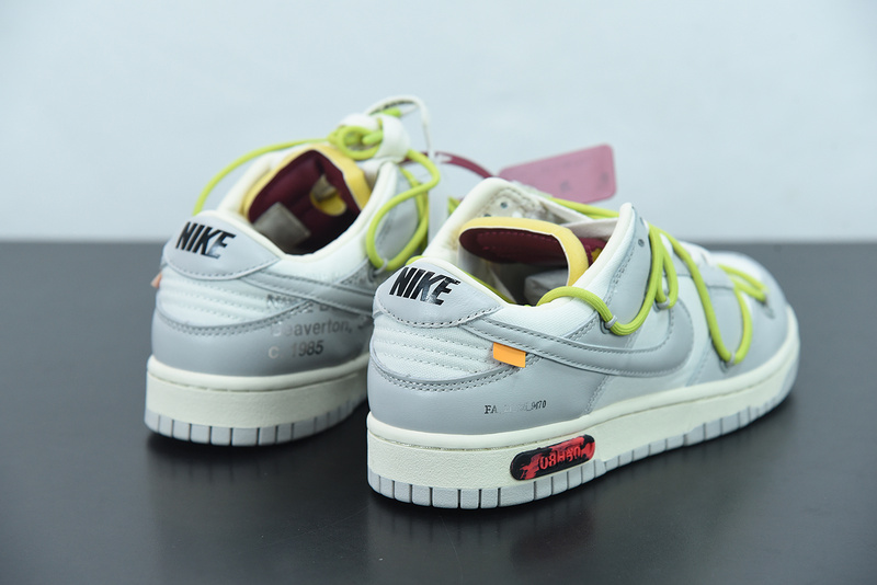 Dunk Low Off-White Lot 8 DM1602-106