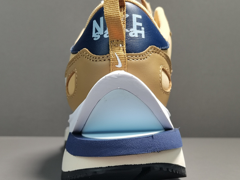 Sacai x NK VaporWaffle＂Sesame and Blue Void ＂DD1875-2000