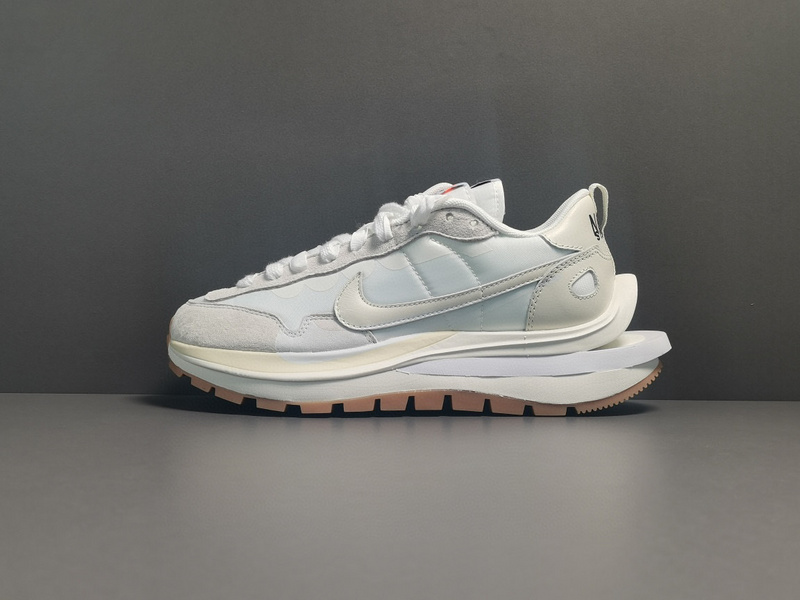 Sacai x Nike Waffle Daybreak BV0073 101