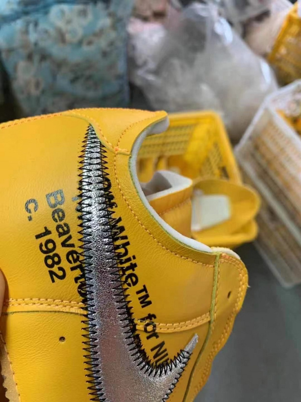 Air Force 1 Low OFF-WHITE University Gold Metallic Silver DD1876-700