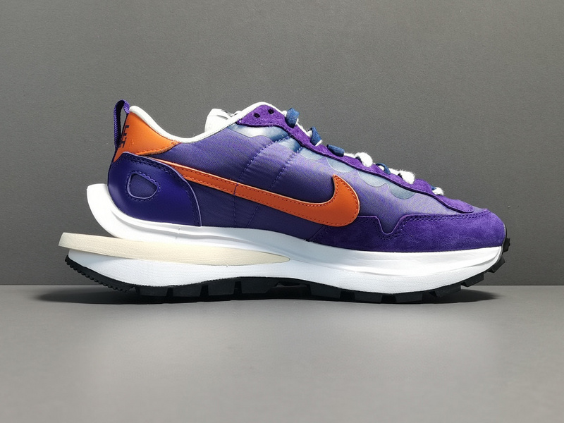 Sacai x NK VaporWaffle ＂Dark leis＂DD1875-500