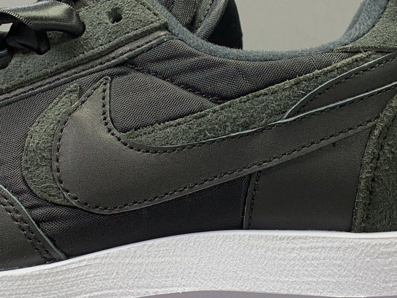 Sacai x Nike Waffle Daybreak BV0073 002