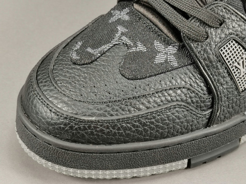 Nigo & Louis Vuitton Trainer (EU35-EU46)