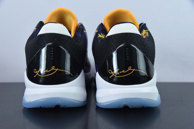 NK ZOOM KOBE 5 Protro 