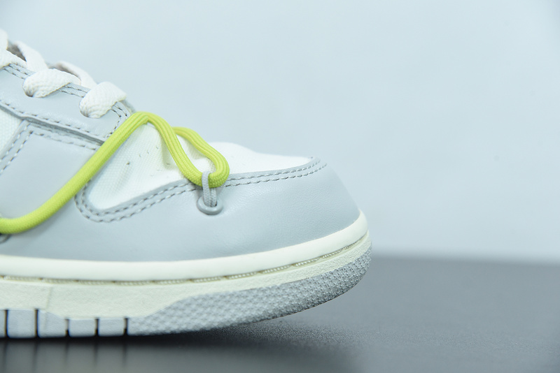 Dunk Low Off-White Lot 8 DM1602-106