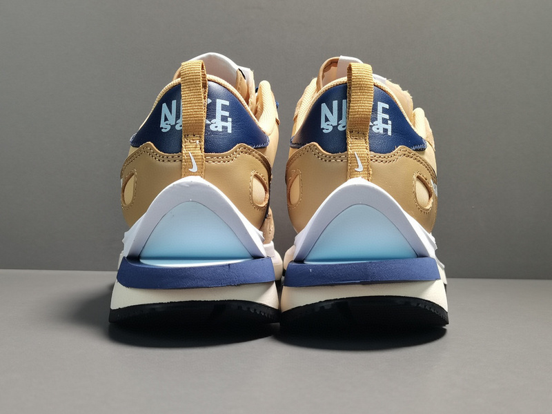 Sacai x NK VaporWaffle＂Sesame and Blue Void ＂DD1875-2000