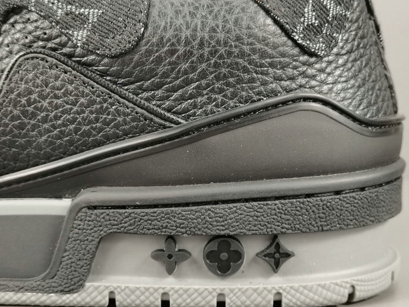 Nigo & Louis Vuitton Trainer (EU35-EU46)