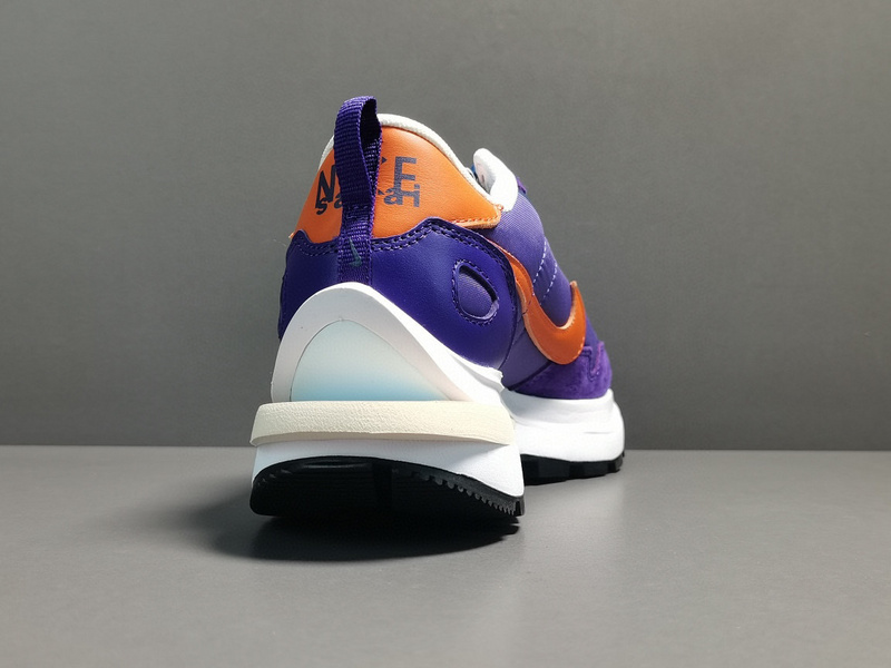 Sacai x NK VaporWaffle ＂Dark leis＂DD1875-500