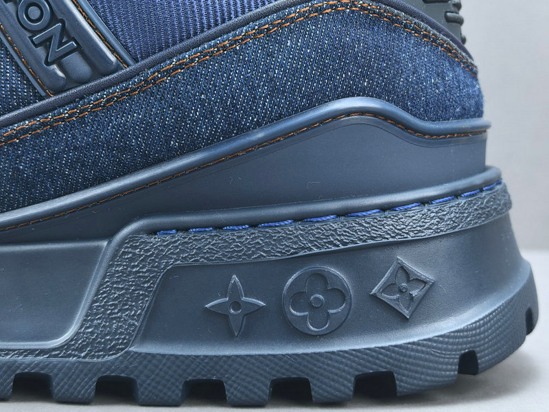 Louis Vuitton Trainer Maxi Sneakers(EU35-46)