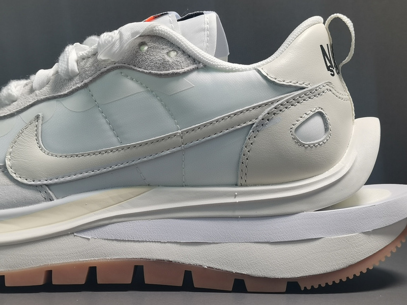 Sacai x Nike Waffle Daybreak BV0073 101