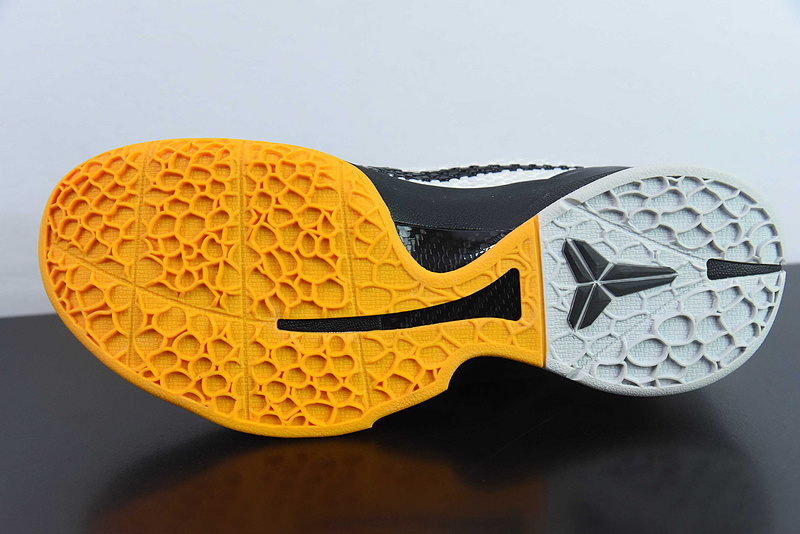 NK Zoom Kobe6 CW2190-100