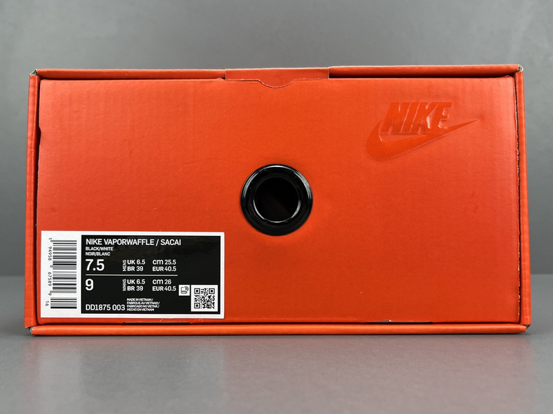 Sacai x NK VaporWaffle ＂＂Nylon Black ＂DD1875-003