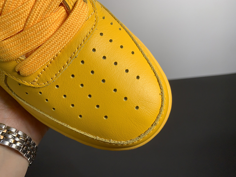 Air Force 1 Low OFF-WHITE University Gold Metallic Silver DD1876-700