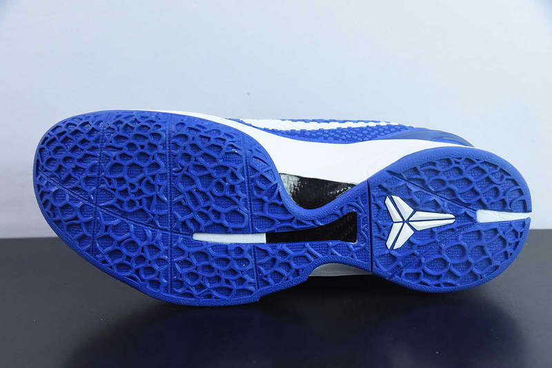 NK Zoom Kobe 6 CW2190-400