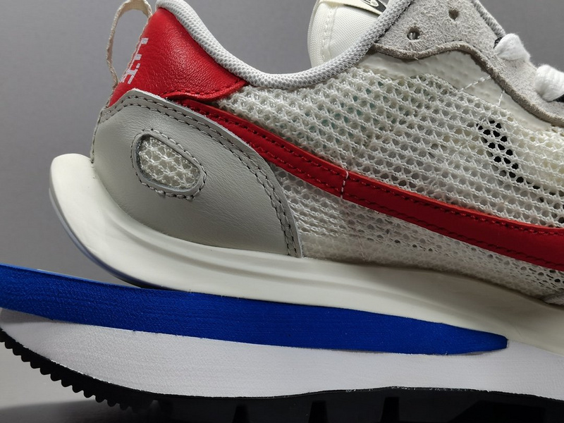 Sacai x NK VaporWaffle CV1363-100