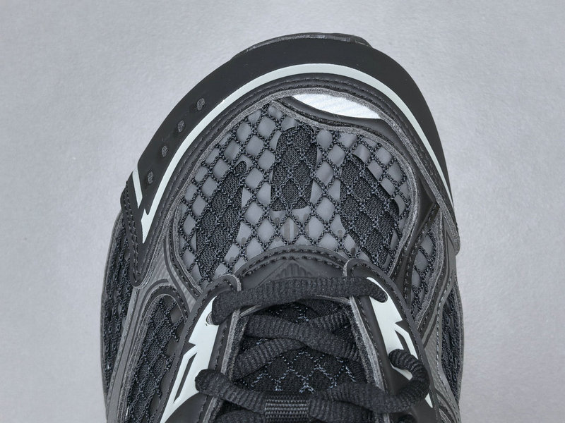 Bottega Veneta Orbit Sneaker(EU35-45)