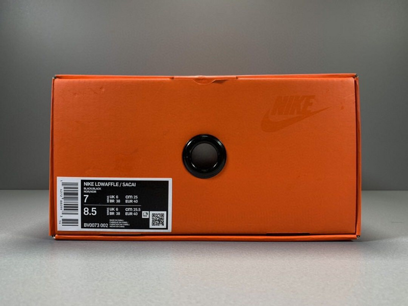 Sacai x Nike Waffle Daybreak BV0073 002