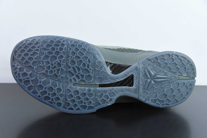 NK Zoom Kobe6 869457-007