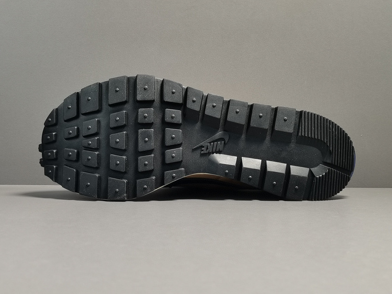 Sacai x NK VaporWaffle＂Sesame and Blue Void ＂DD1875-2000