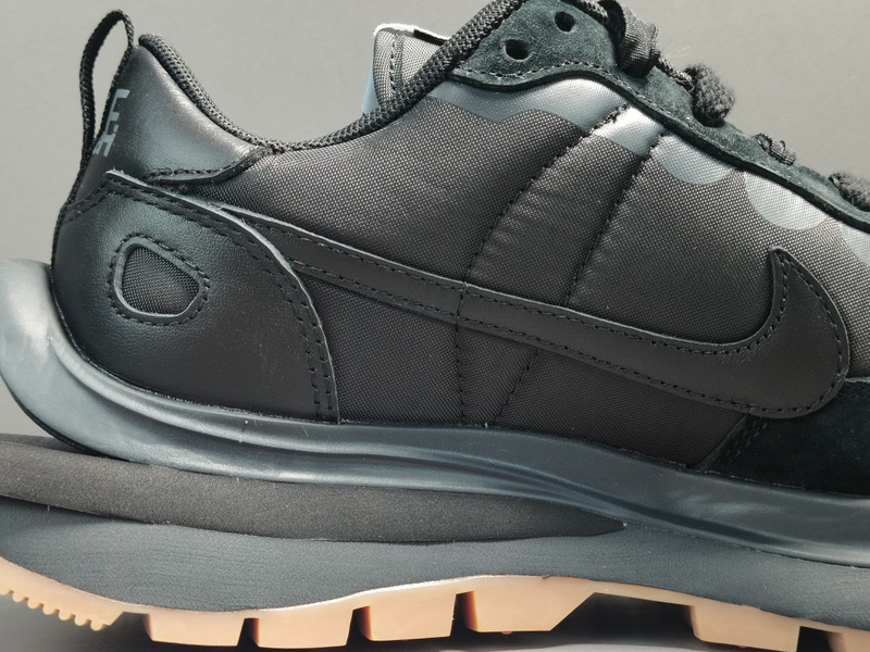 Sacai x NK VaporWaffle ＂＂Nylon Black ＂DD1875-001