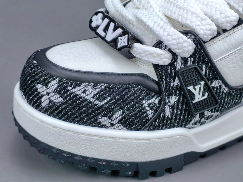 Louis Vuitton Trainer Maxi Sneakers(EU35-46)