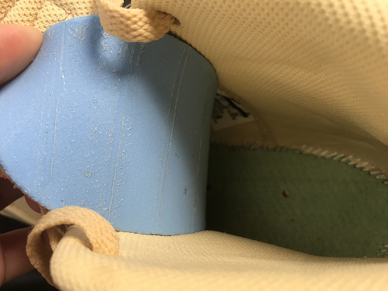 Off-White  X BLAZER mid All Hallow's Eve AA3832-700